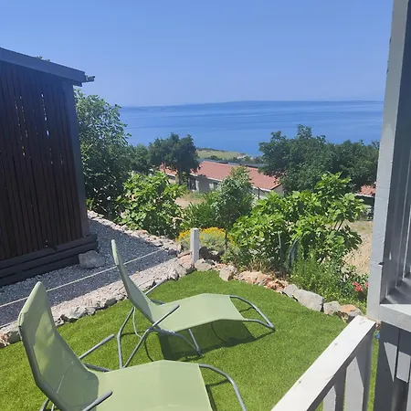 Mobile Home Relax Klenovica Exterior photo