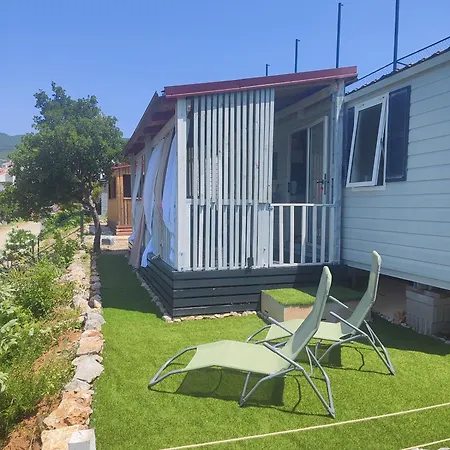 Mobile Home Relax Klenovica Exterior photo